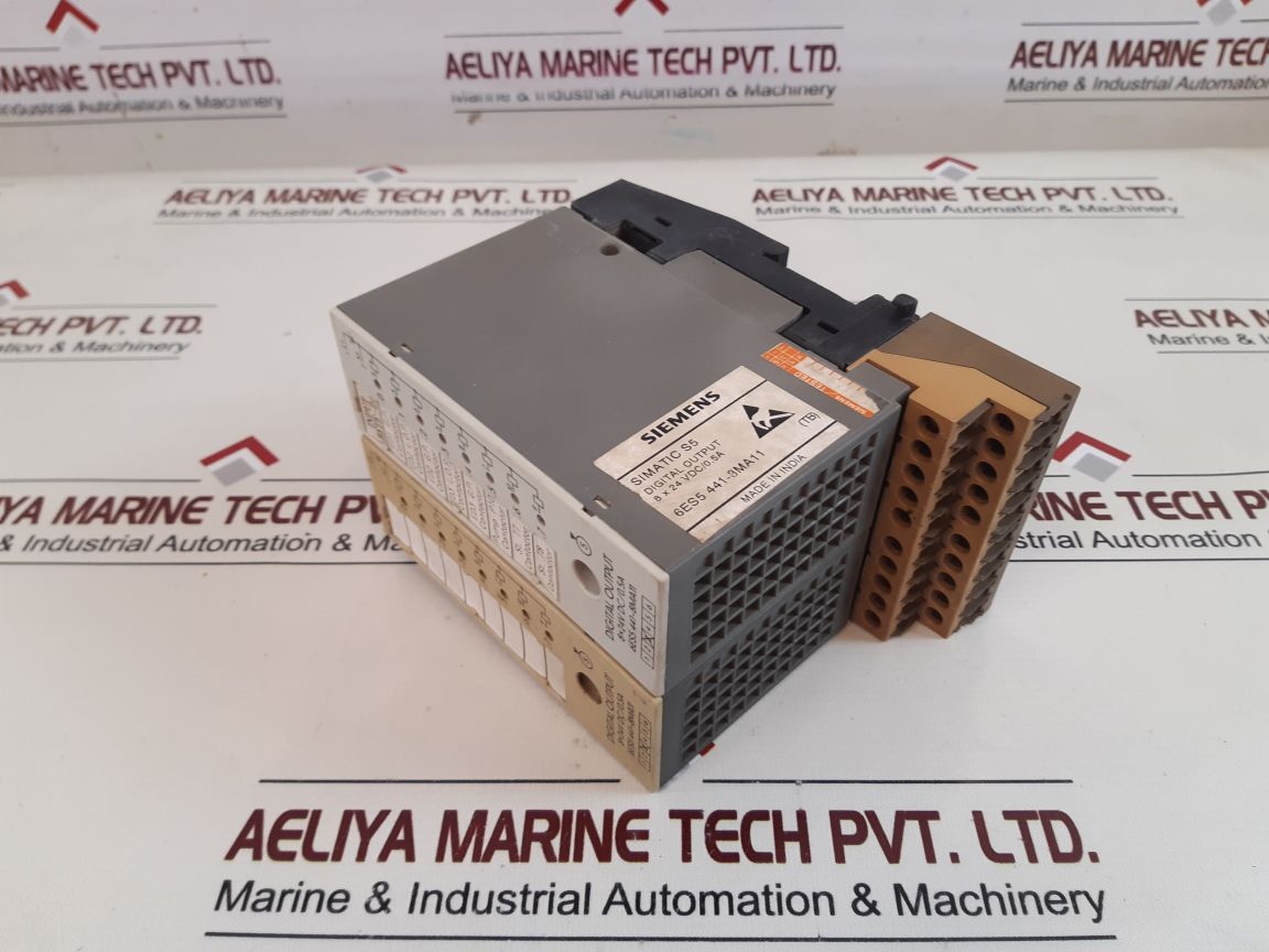 Siemens 6Es5 441-8Ma11 Simatic S5 Digital Output With Base