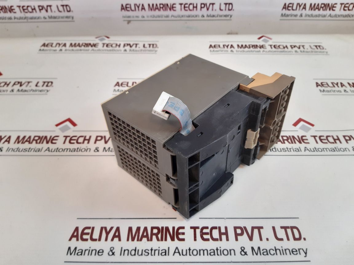 Siemens 6Es5 441-8Ma11 Simatic S5 Digital Output With Base