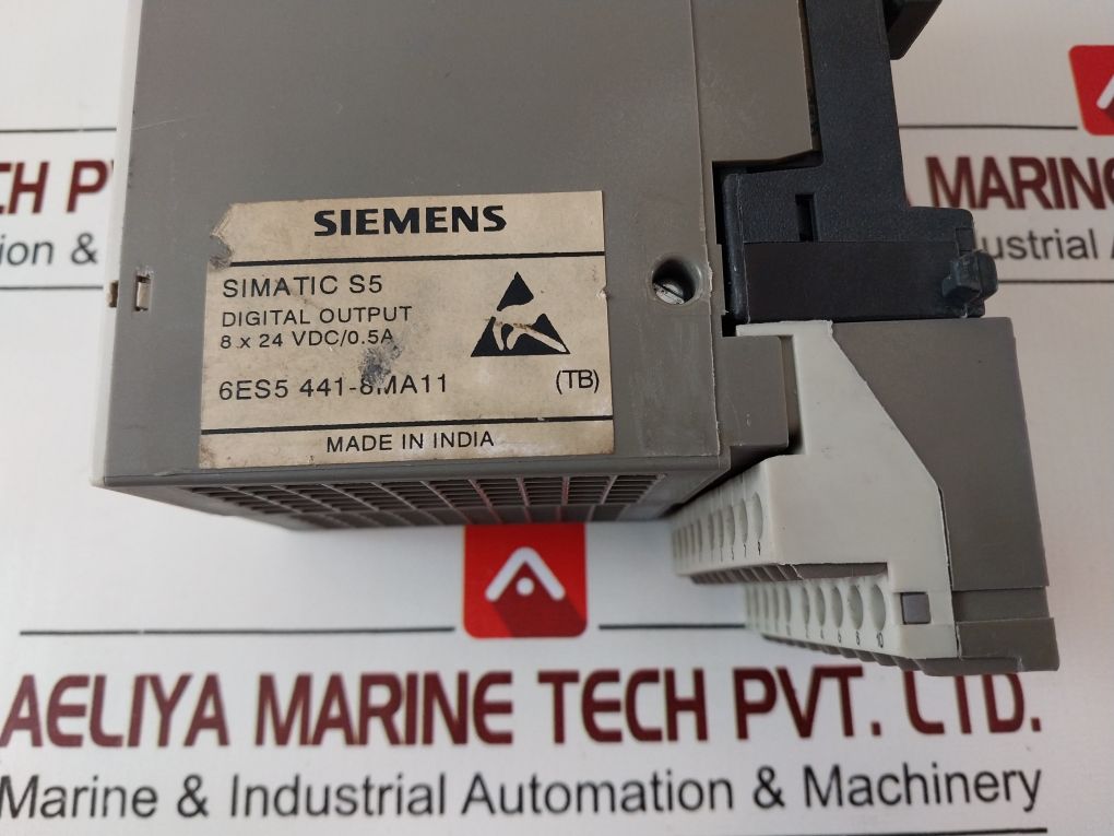 Siemens 6Es5 421-8Ma12 Digital Input With 6Es5 441-8Ma11 Output Module