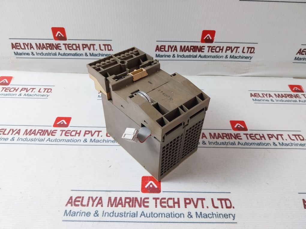 Siemens 6Es5 441-8Ma11 Digital Input / Output Module