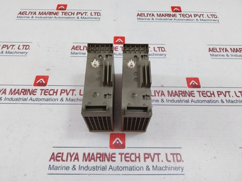 Siemens 6Es5 441-8Ma11 Digital Output Module 8X24V Dc/0,5A