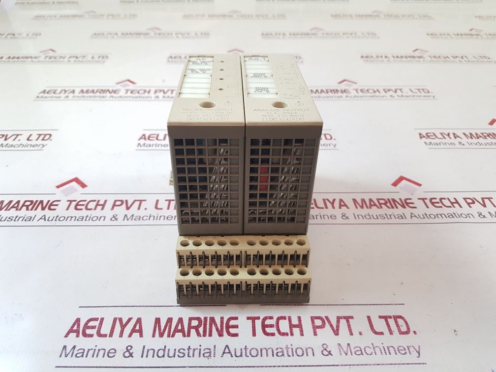 Siemens 6es5 452-8mr11 relay output, 6es5 470-8mc12 analog output with base