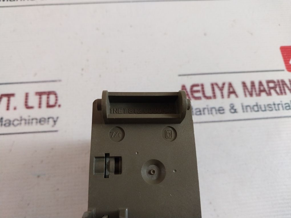 Siemens 6Es5 470-8Ma12 Analog Output Module 24V