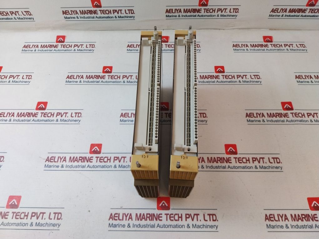 Siemens 6Es5 491-0Lb11 Adaption Casing Ac 250V