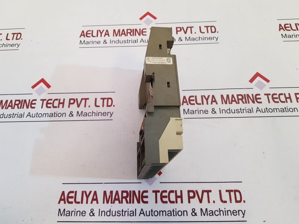 Siemens Simatic S5 Bus Module 6Es5 700-8Ma11 C/9005037