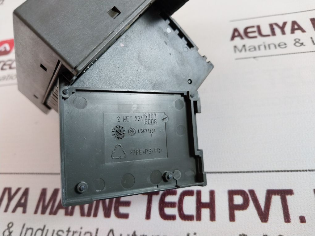 Siemens Simatic Sc 6Es7120-0Ah01-0Aa0 Terminal Block Dc 24V 2A