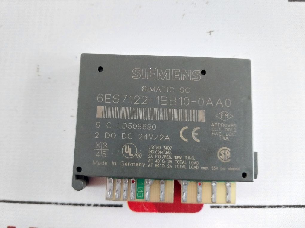 Siemens Simatic Sc 6Es7122-1Bb10-0Aa0 Output Module