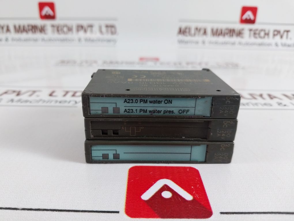 Siemens Simatic Sc 6Es7122-1Bb10-0Aa0 Output Module