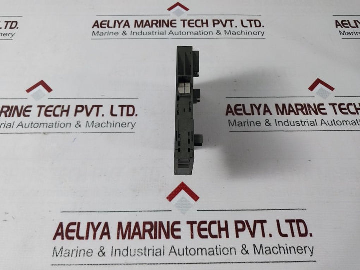 Siemens 6Es7 131-4Bb00-0Ab0 Input Module 6Es7 193-4Cb10-0Aa0