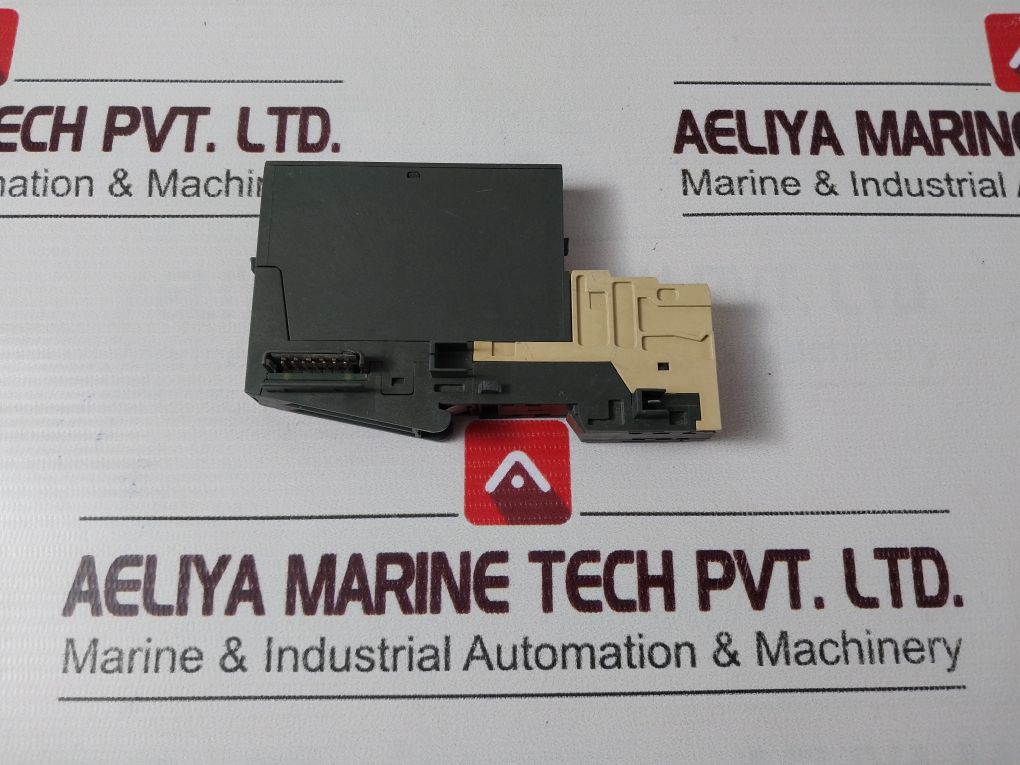 Siemens 6Es7 138-4Ca00-0Aa0 Electronic Module With 6Es7 193-4Ce10-0Aa0