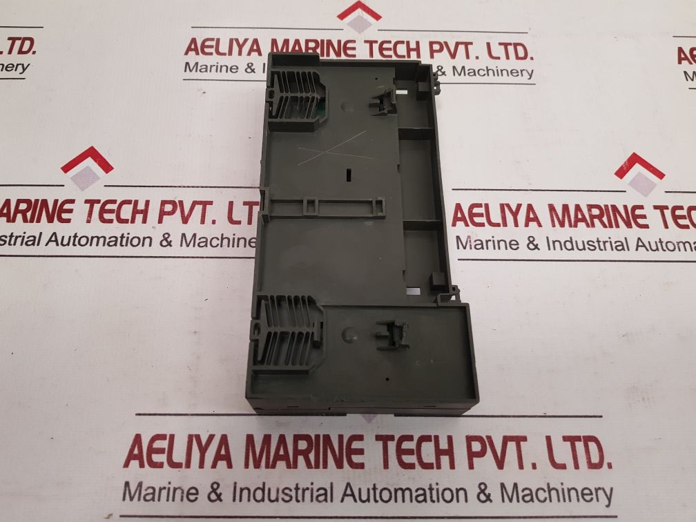 Siemens 6Es7 193-1Cl00-0Xa0 Terminal Block S C_M4409399
