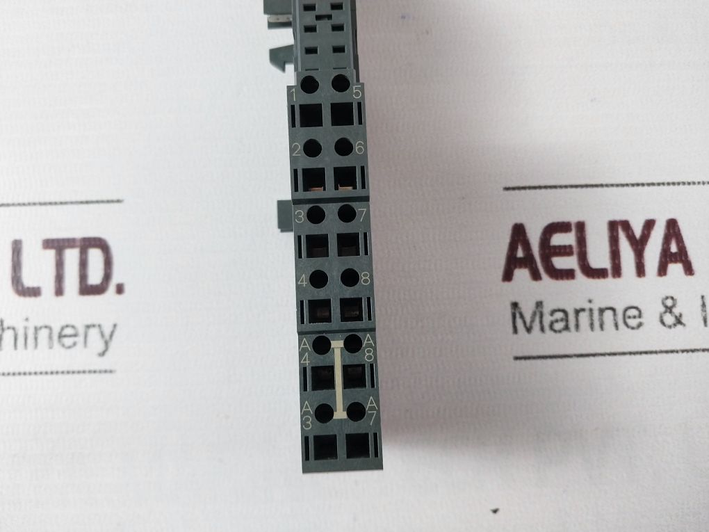 Siemens 6Es7 193-4Ca50-0Aa0 Universal Terminal Module E01