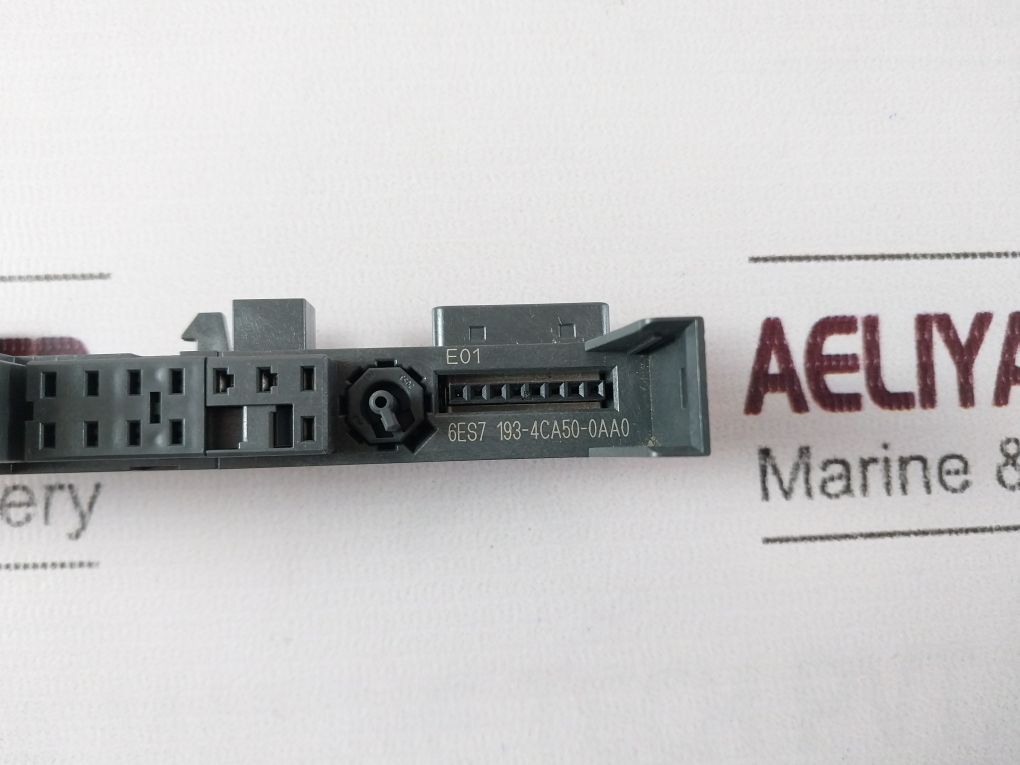 Siemens 6Es7 193-4Ca50-0Aa0 Universal Terminal Module E01