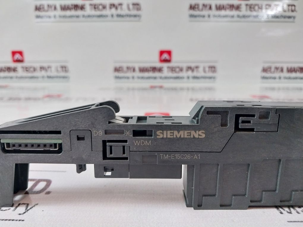 Siemens 6Es7 193-4Ca50-0Aa0 Universal Terminal Module E01