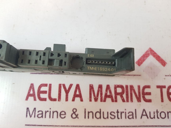 Siemens 6Es7 193-4Cb20-0Aa0 Terminal Module Tm-e15S24-01