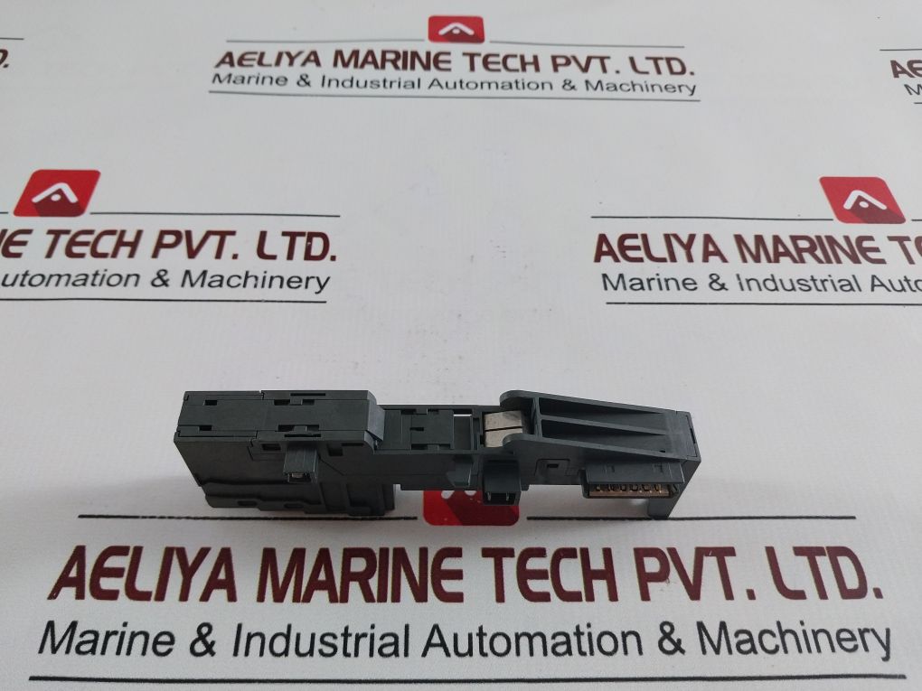 Siemens 6Es7 193-4Cb30-0Aa0 Terminal Module