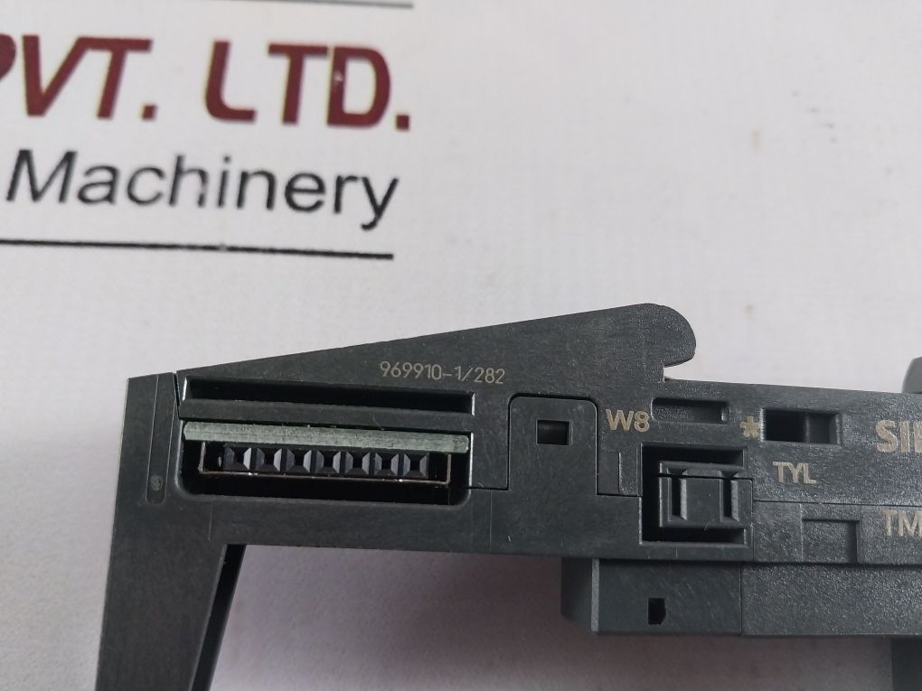 Siemens 6Es7 193-4Cb30-0Aa0 Terminal Module