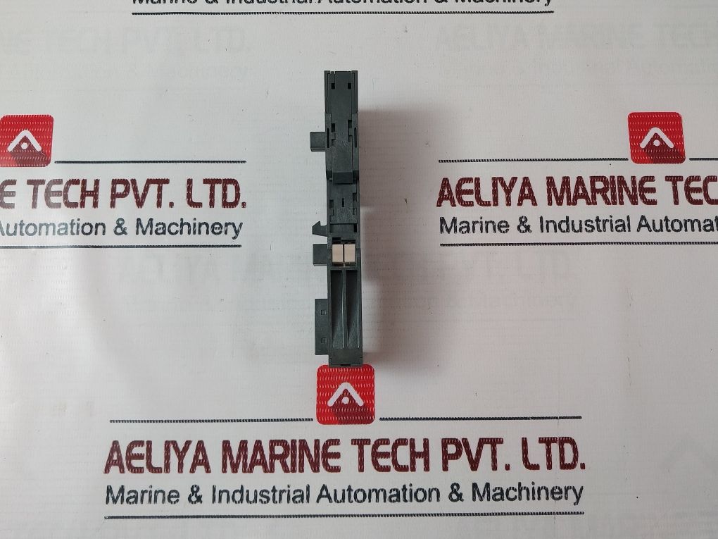 Siemens 1P 6Es7 193-4Cb30-0Aa0 Terminal Module