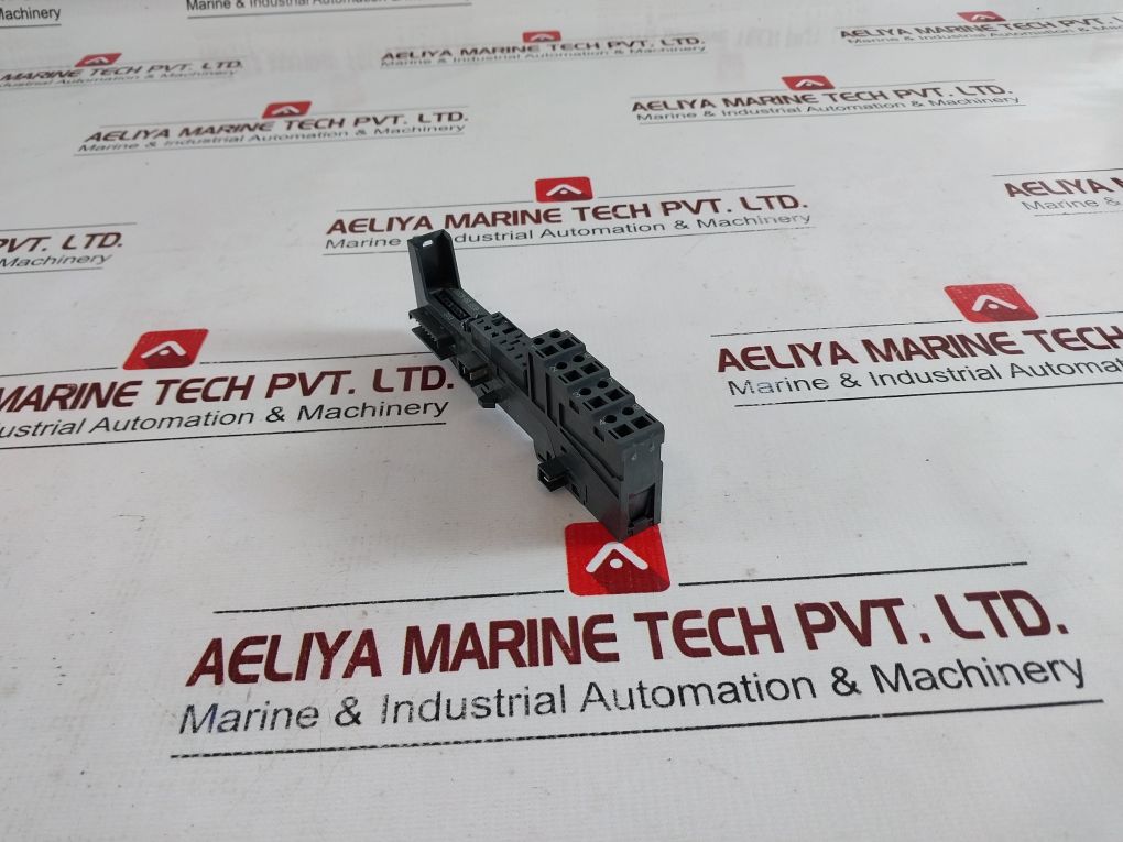 Siemens 6Es7 193-4Cb30-0Aa0 Terminal Module Tm-e15C24-01