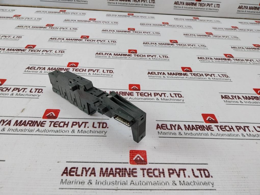 Siemens 6Es7 193-4Cb70-0Aa0 Terminal Module