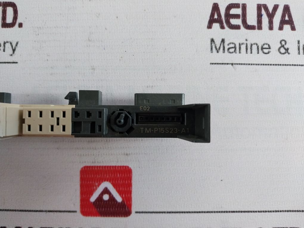 Siemens 6Es7 193-4Cc20-0Aa0 Terminal Module R7 Wdm Tm-p15S23-a1