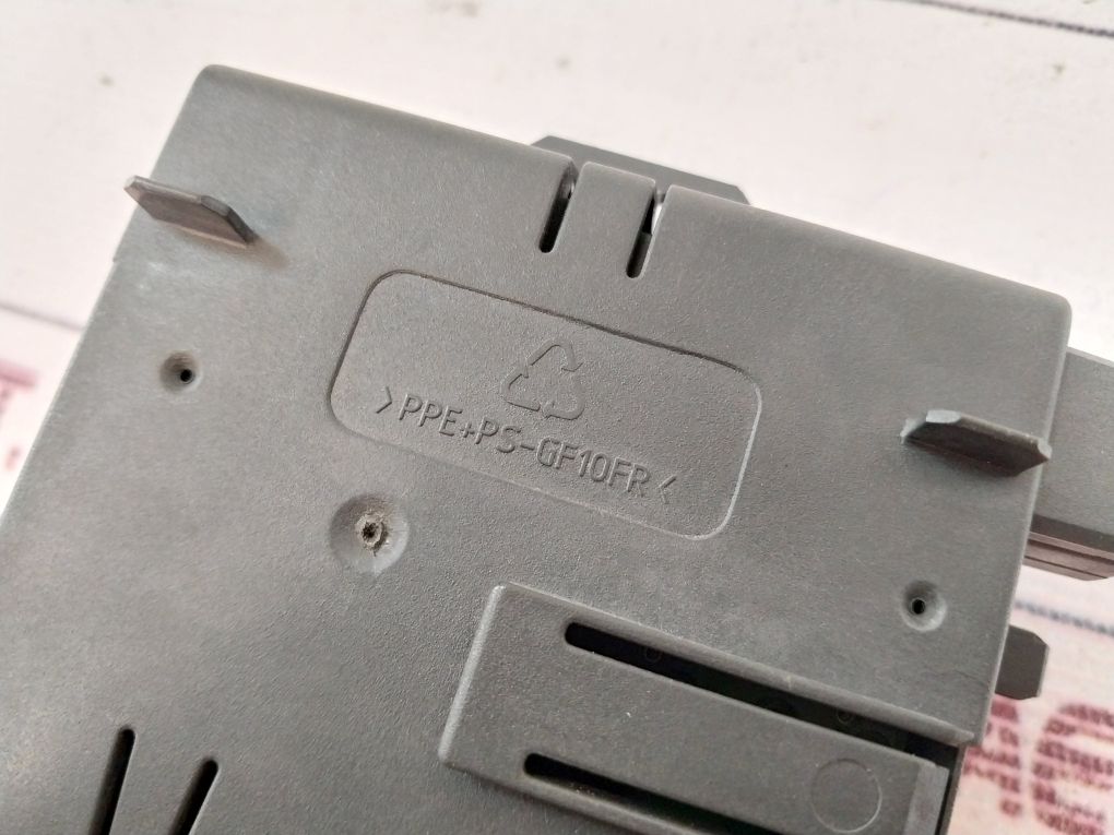 Siemens 6Es7 195-7Hb00-0Xa0 Bus Module Bm 2X40