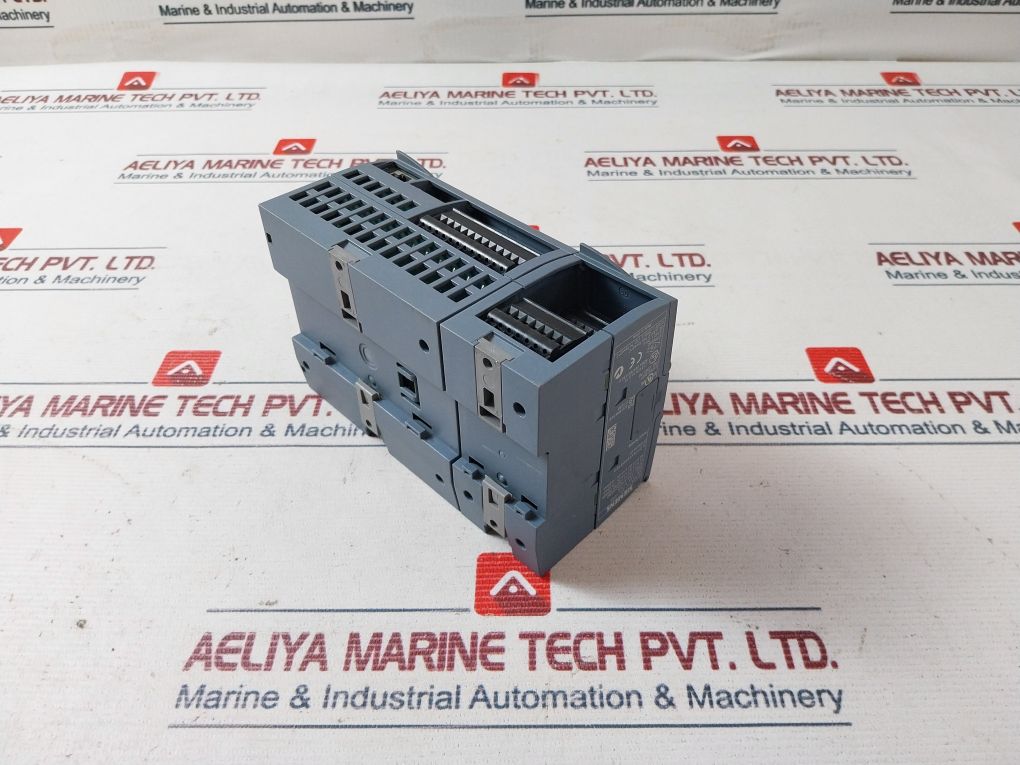 Siemens 6Es7 234-4He30-0Xb0 Analog I/O Module