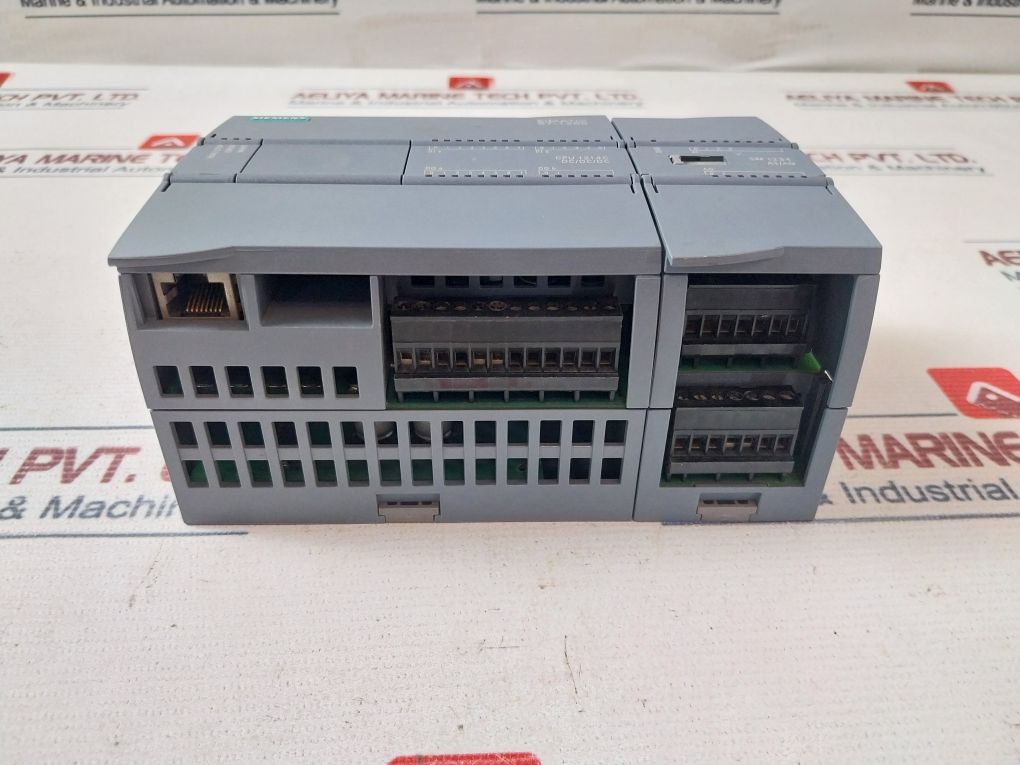 Siemens 6Es7 234-4He30-0Xb0 Analog I/O Module