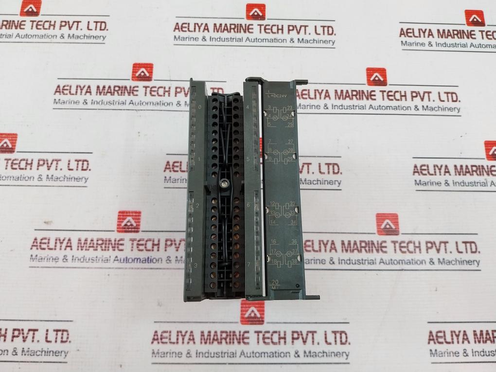 Siemens 6Es7 322-1Hf10-0Aa0 Digital Output Module Relay