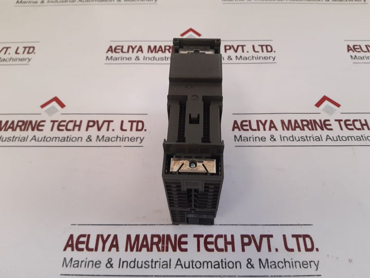 Siemens 6Es7 334-0Ce01-0Aa0 Analog Module E-stand.02