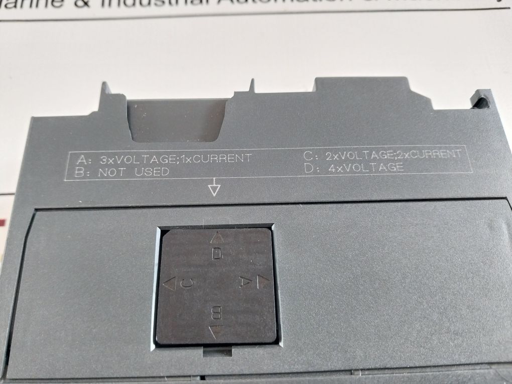 Siemens 6Es7 335-7Hg01-0Ab0 Analog I/O Module