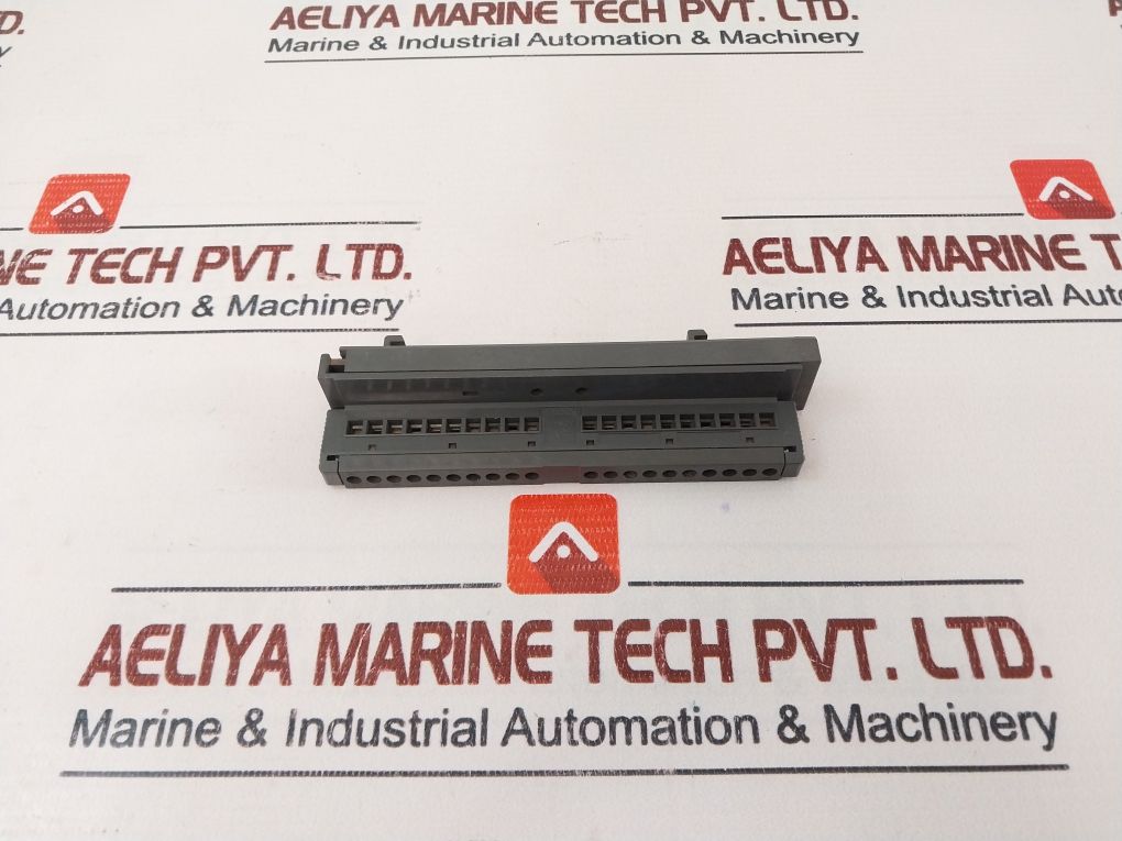 Siemens 6Es7 392-1Aj00-0Aa0 Front Connector For Signal Module