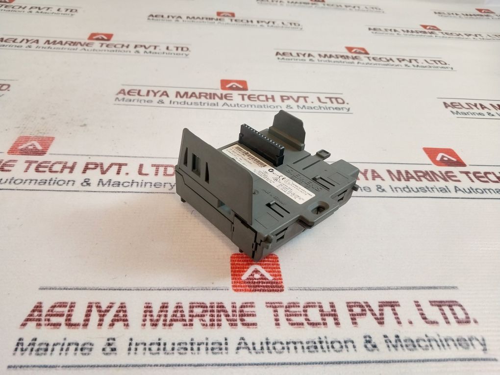 Siemens 6Es7 654-7Hy00-0Xa0 Bus Module