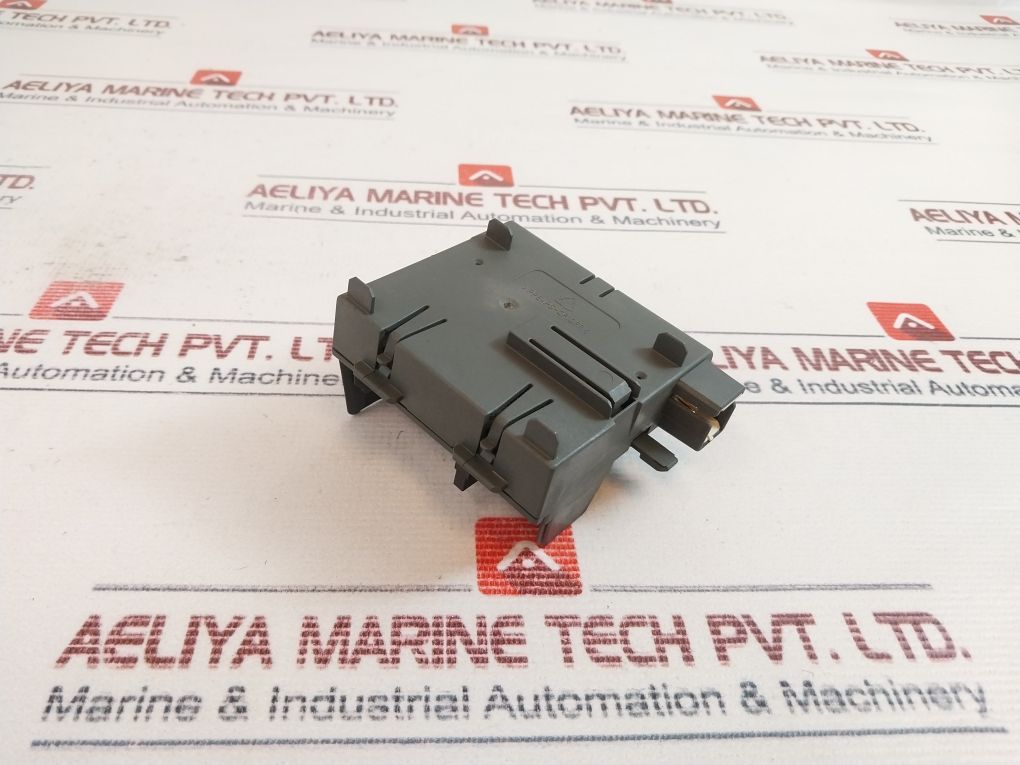 Siemens 6Es7 654-7Hy00-0Xa0 Bus Module