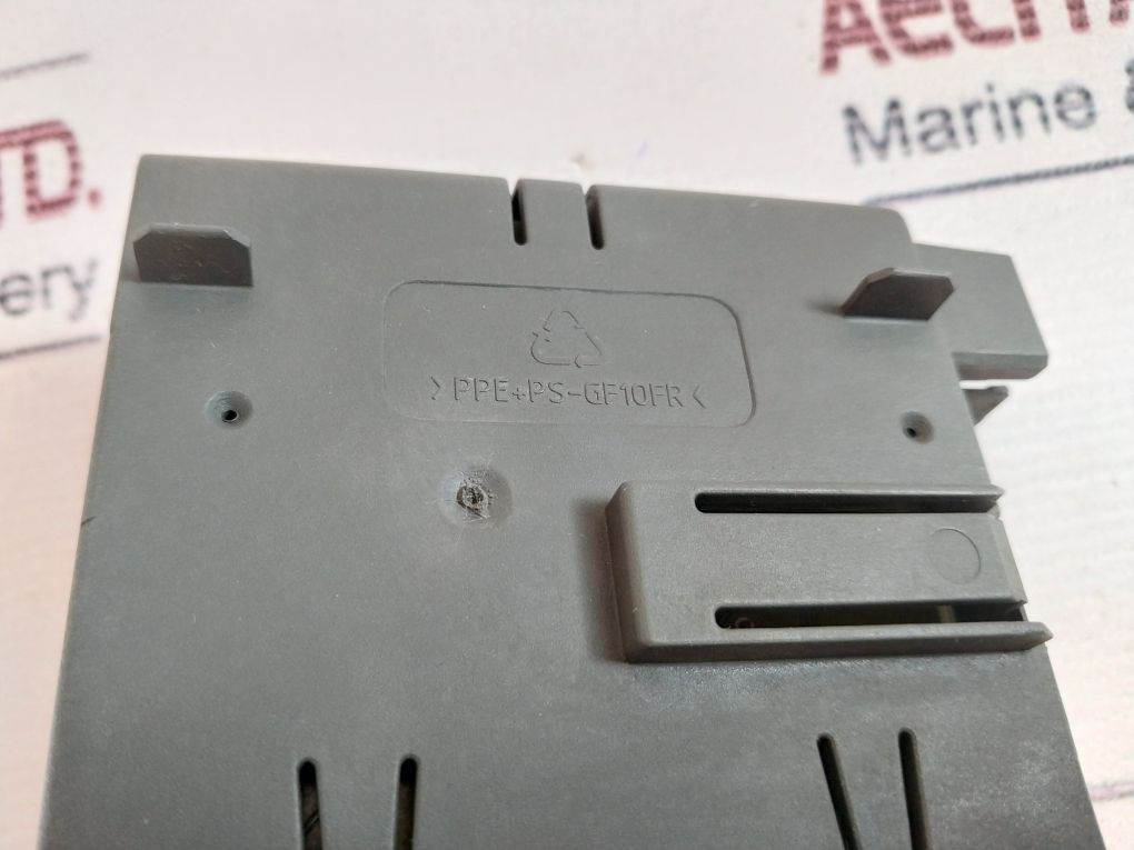 Siemens 6Es7 654-7Hy00-0Xa0 Bus Module