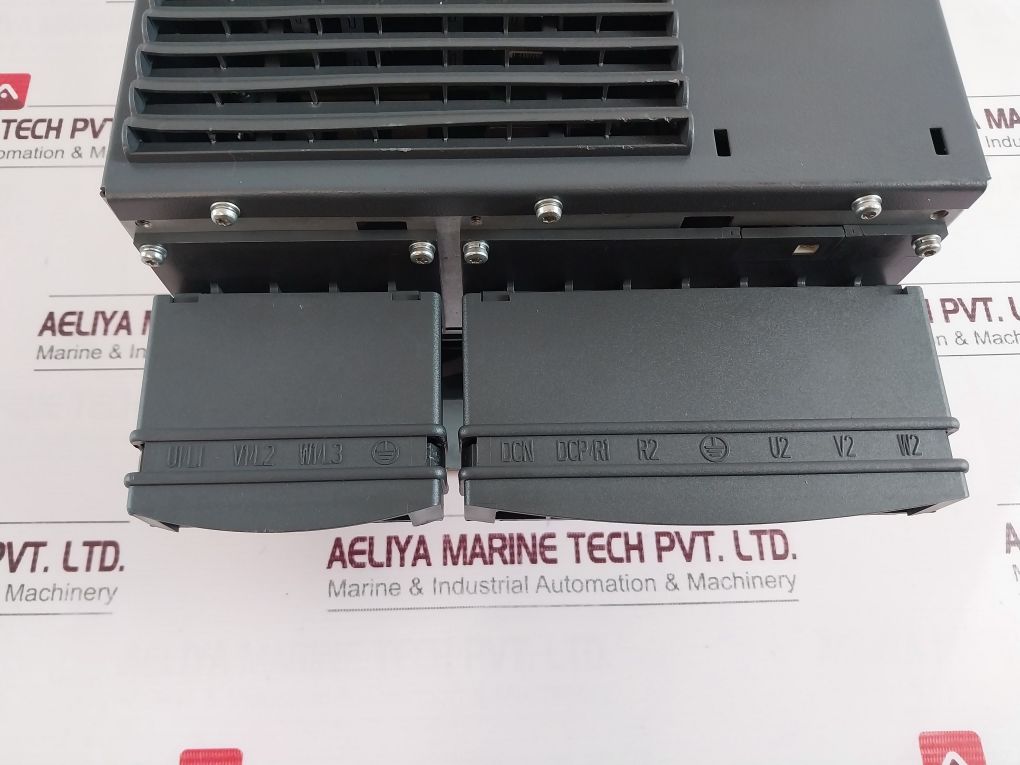 Siemens 6Sl3210-1Se26-0Ua0 Inverter Drive Power Module 340