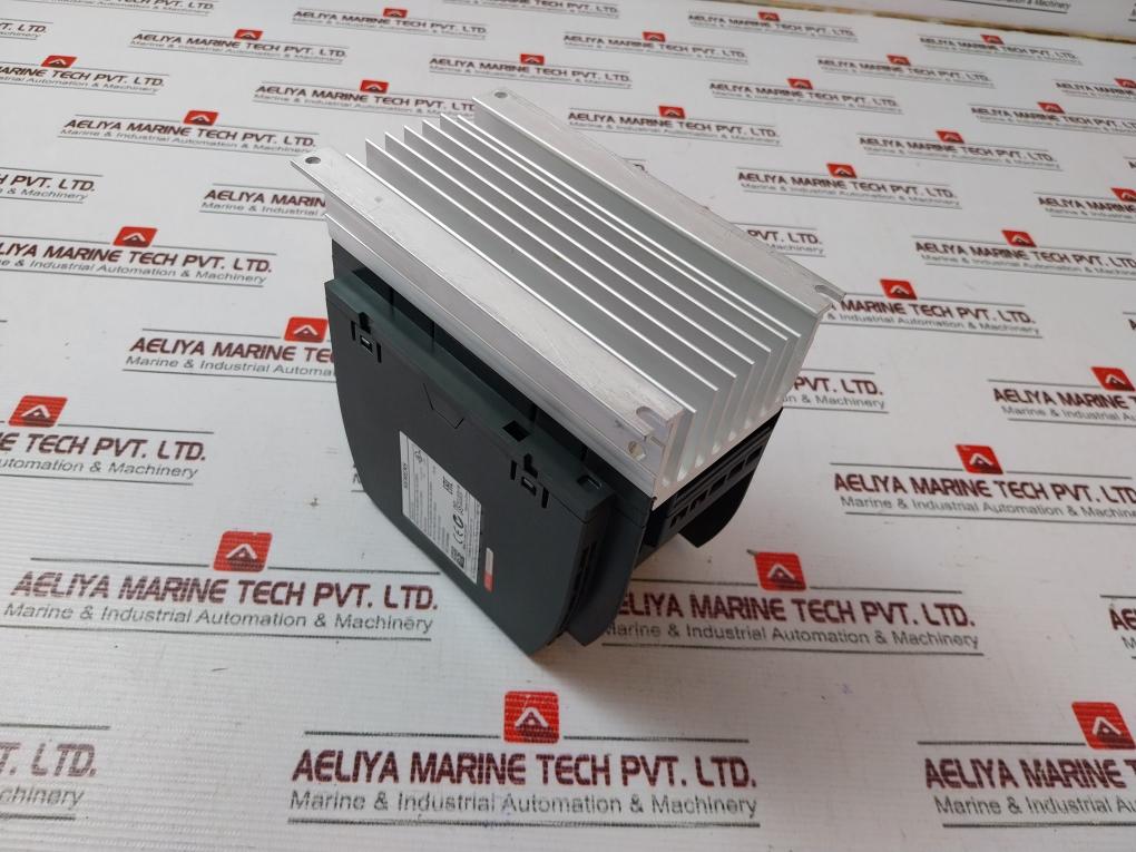 Siemens 6Sl3210-5Be17-5Uv0 Industry Inverter 50/60Hz