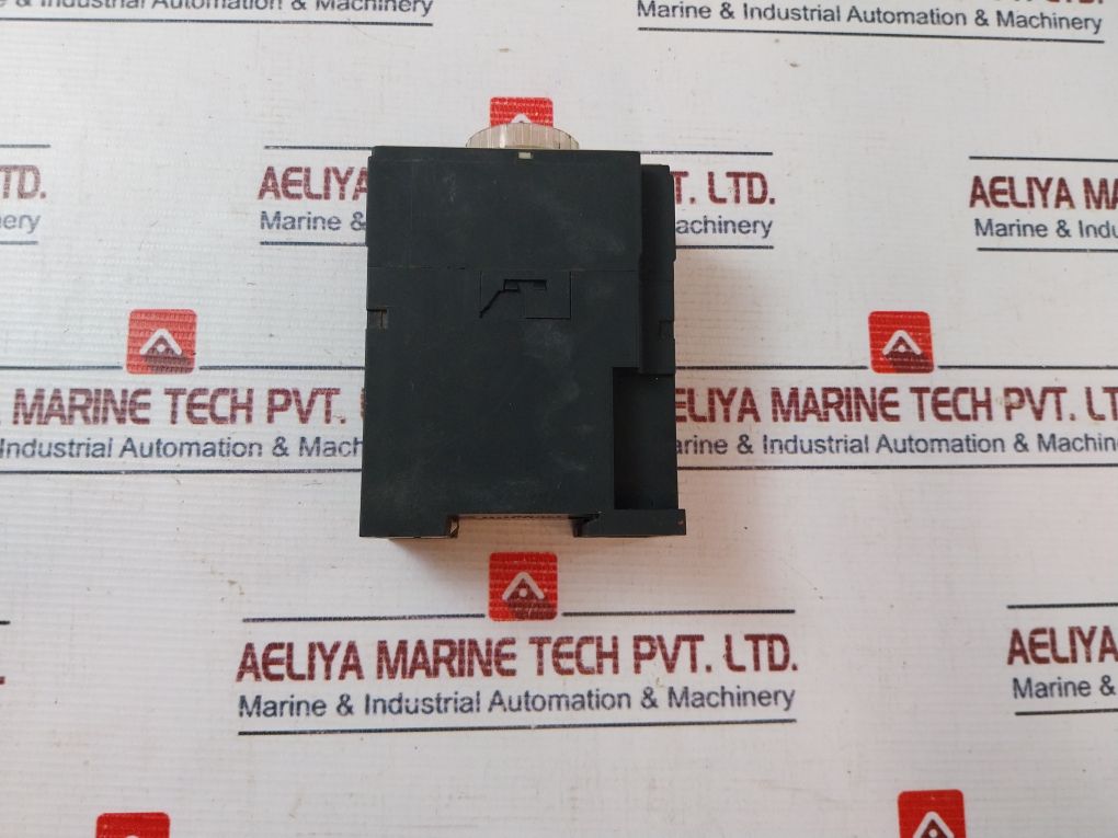 Siemens 7Pr1040-2Ag00 Time Delay Relay 110V 50Hz