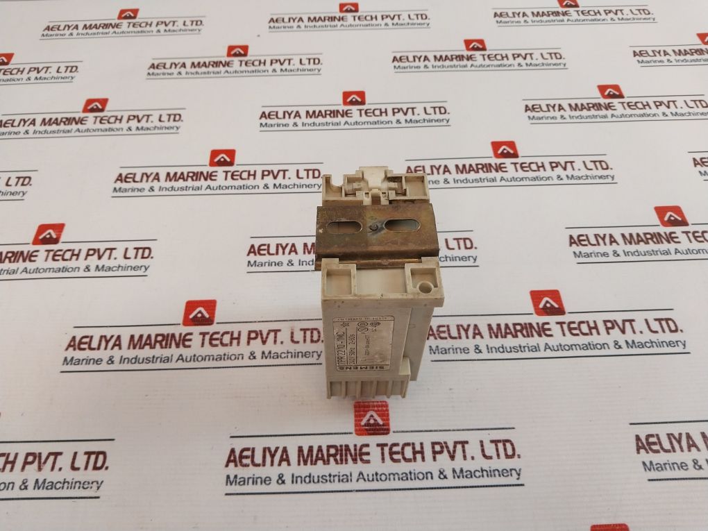 Siemens 7Pr22 10-1Mc Time Relay 0-60S 240V