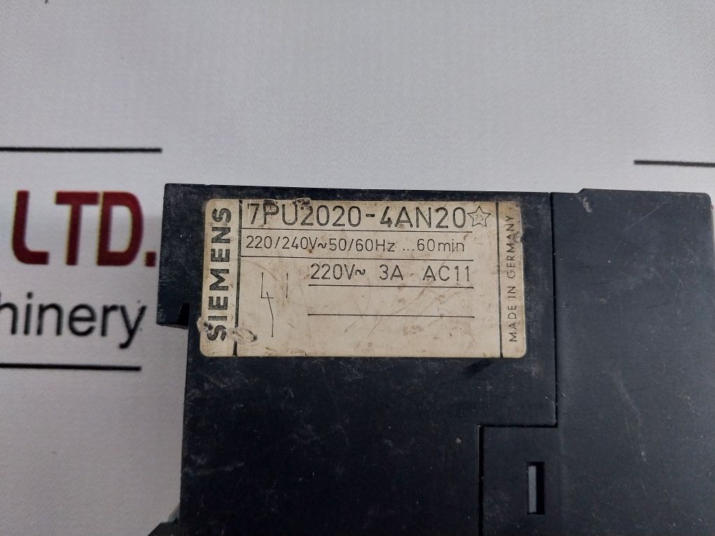 Siemens 7Pu2020-4An20 Time Relay