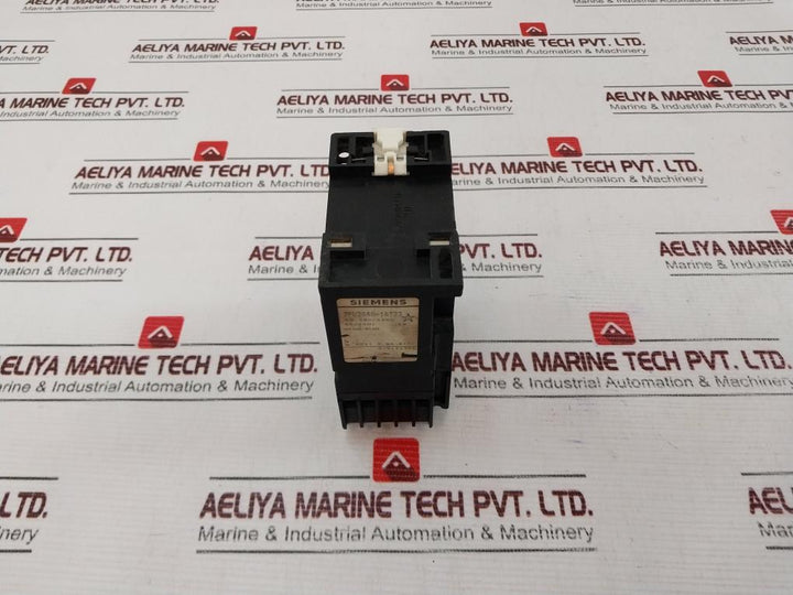 Siemens 7Pu2040-1At23 Timing Relay