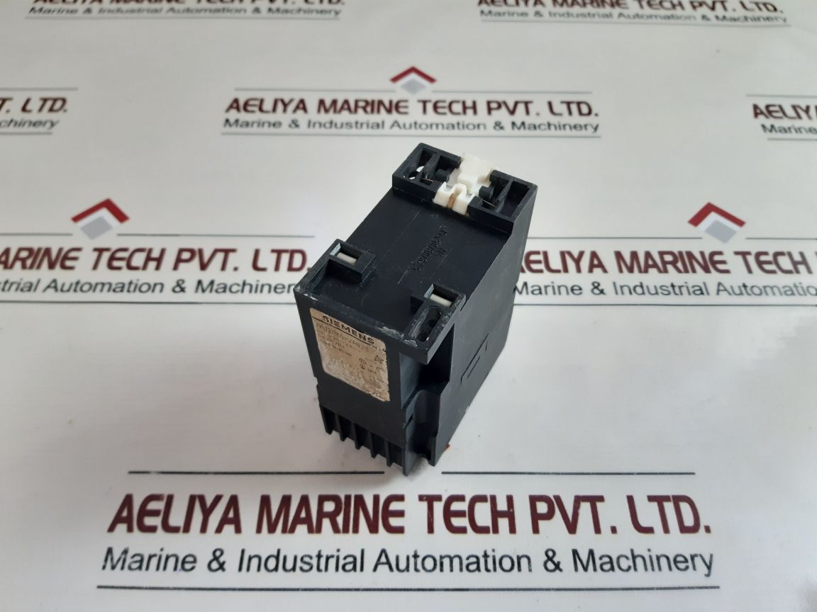 Siemens 7Pu2040-2An23 Timing Relay