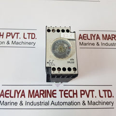 Siemens 7Pu2040-2An Time Relay