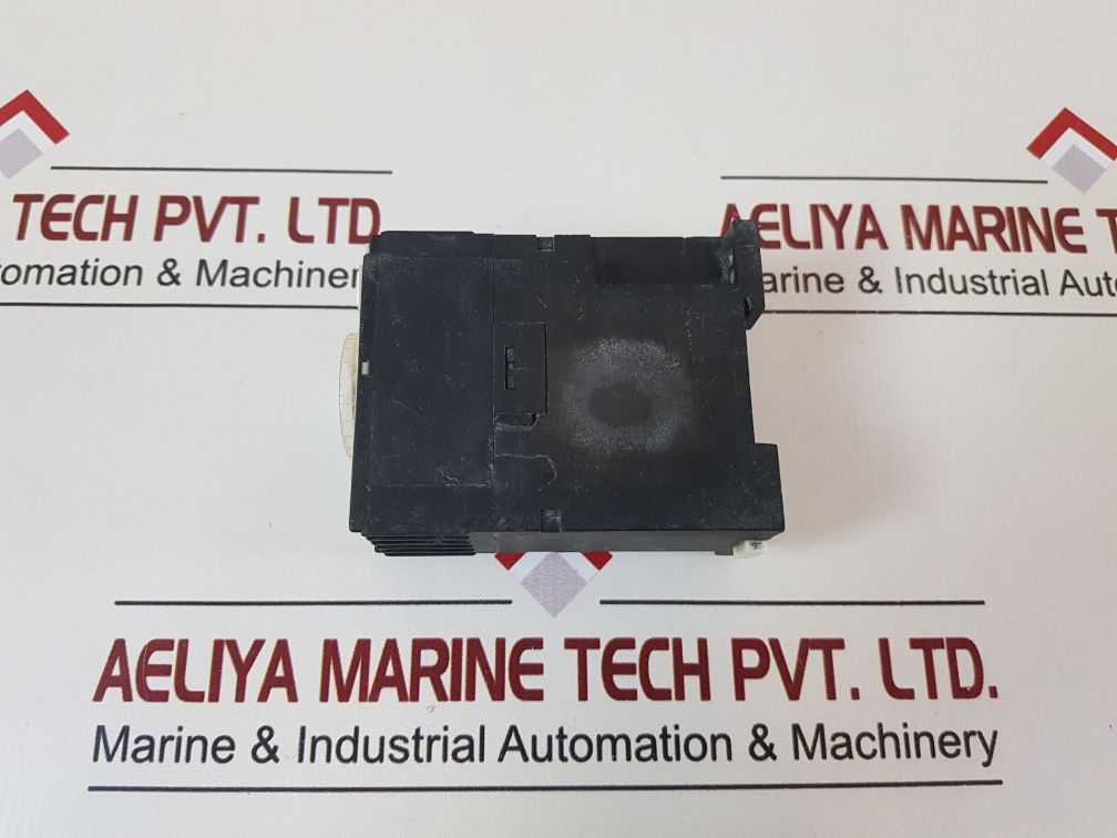 Siemens 7Pu2040-2An Time Relay