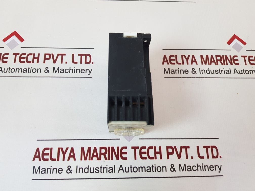 Siemens 7Pu2040-2An Time Relay