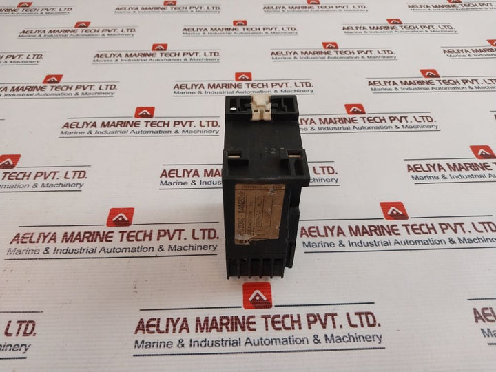 Siemens 7Pu2040-7An20 Timing Relay 220V~3A Ac 11