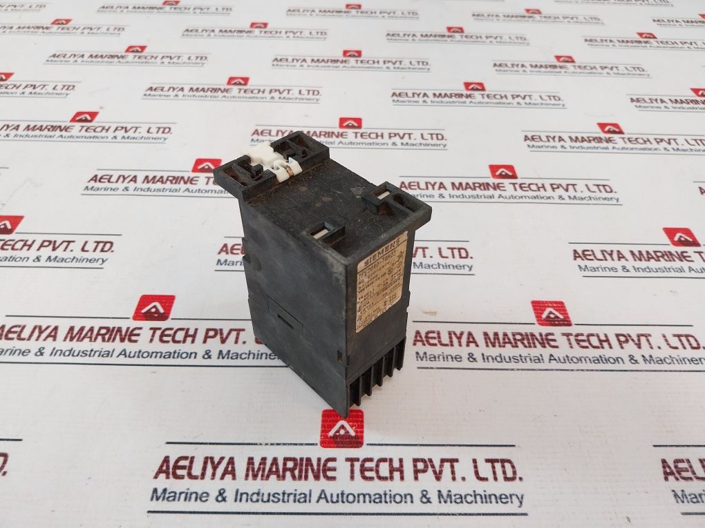 Siemens 7Pu2040-7An23 Time Delay Relay Ac220-240V