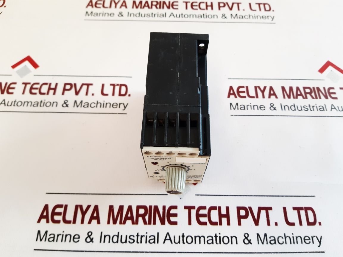 Siemens 7Pu2240-1Bn32-0Z Electronic Timer
