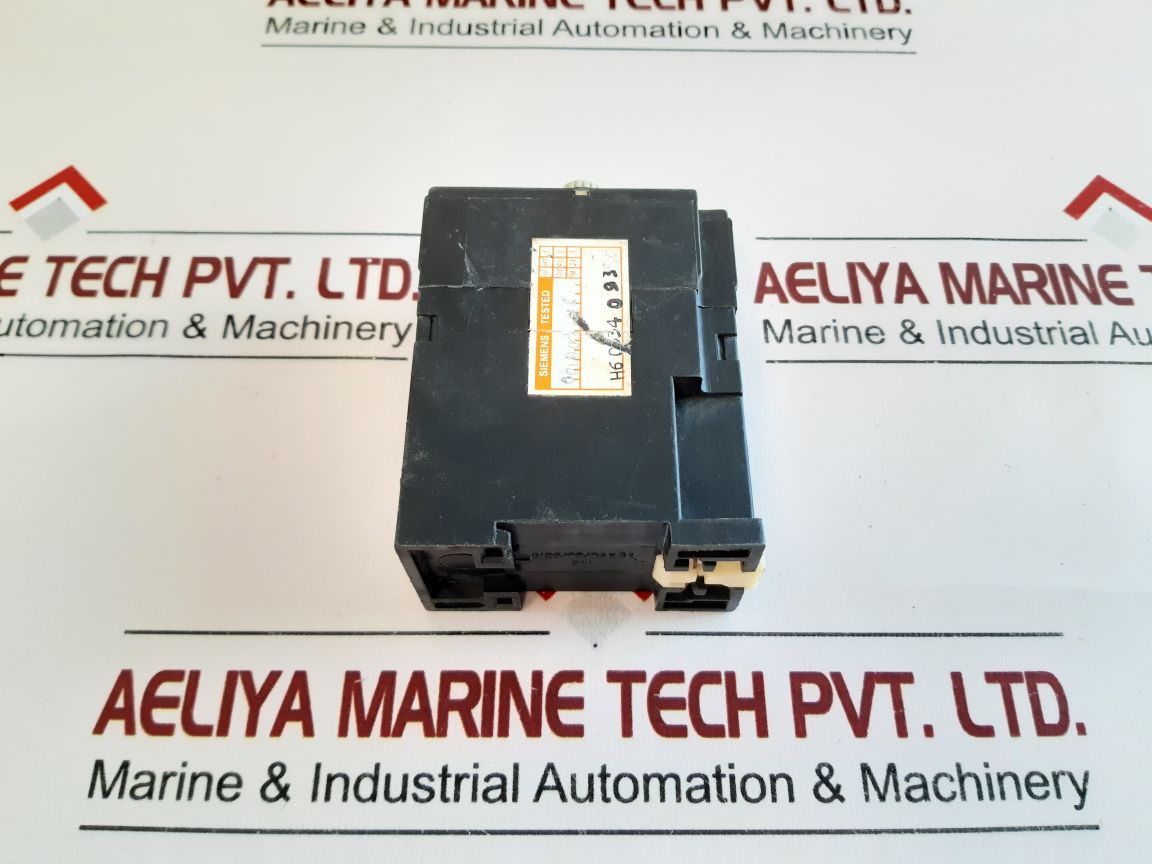 Siemens 7Pu2240-1Bn32-0Z Electronic Timer
