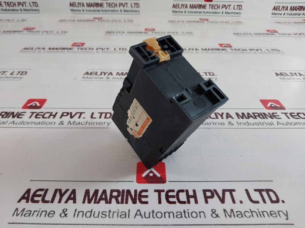 Siemens 7Pu2240-1Bn32-oz Electronic Timer On Delay 0.6-6 Sec. 240V 5A